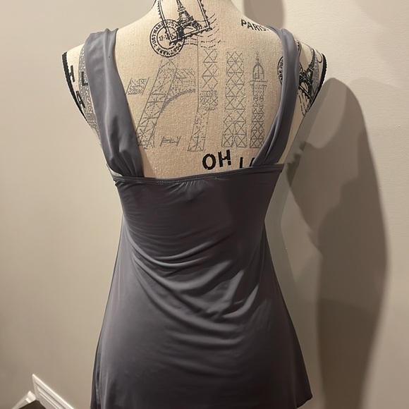 DETAILED EMBELLISHED TANK - Picture 5 of 6